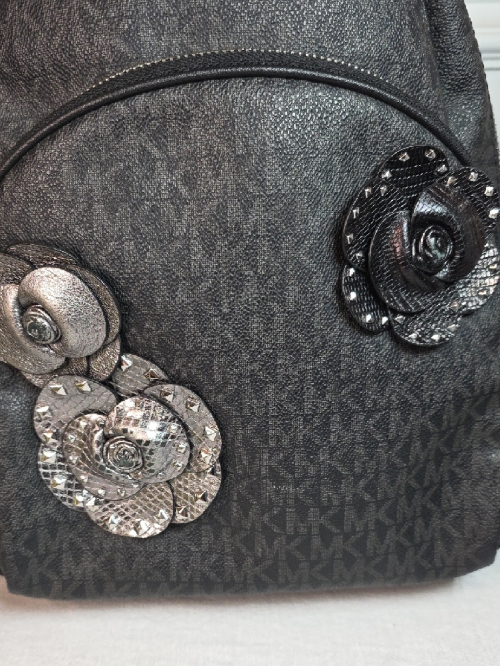 Michael Kors Abbey Medium Leather Backpack - Picture 3 of 8